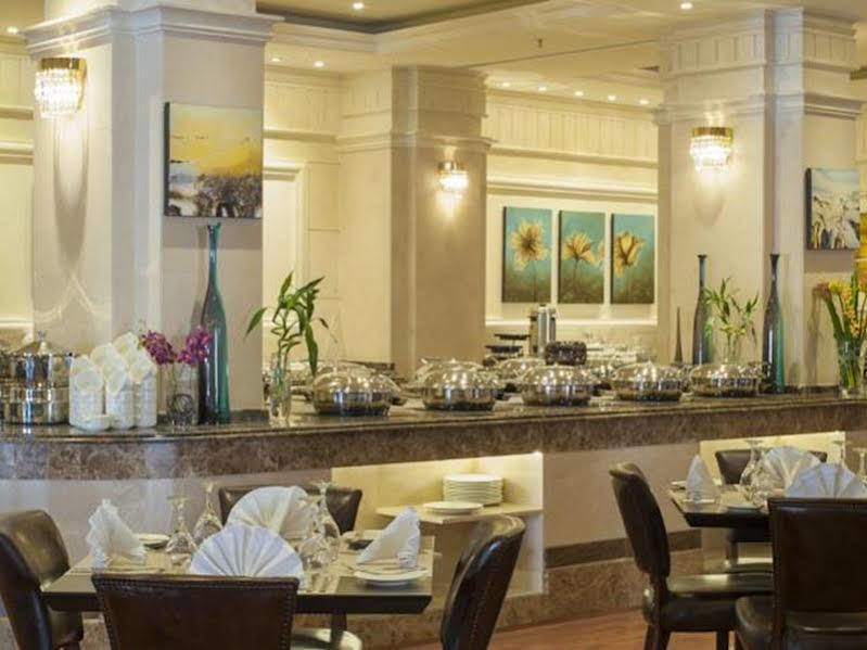 Hotel Radisson Blu Hotel, Dhahran 4*