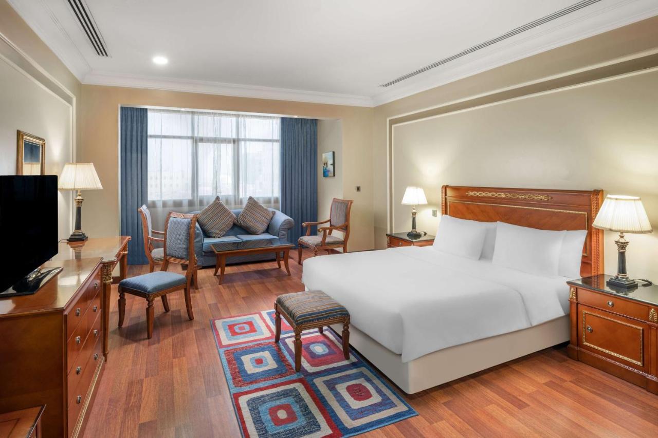 Hotel Radisson Blu Hotel, Dhahran 4*
